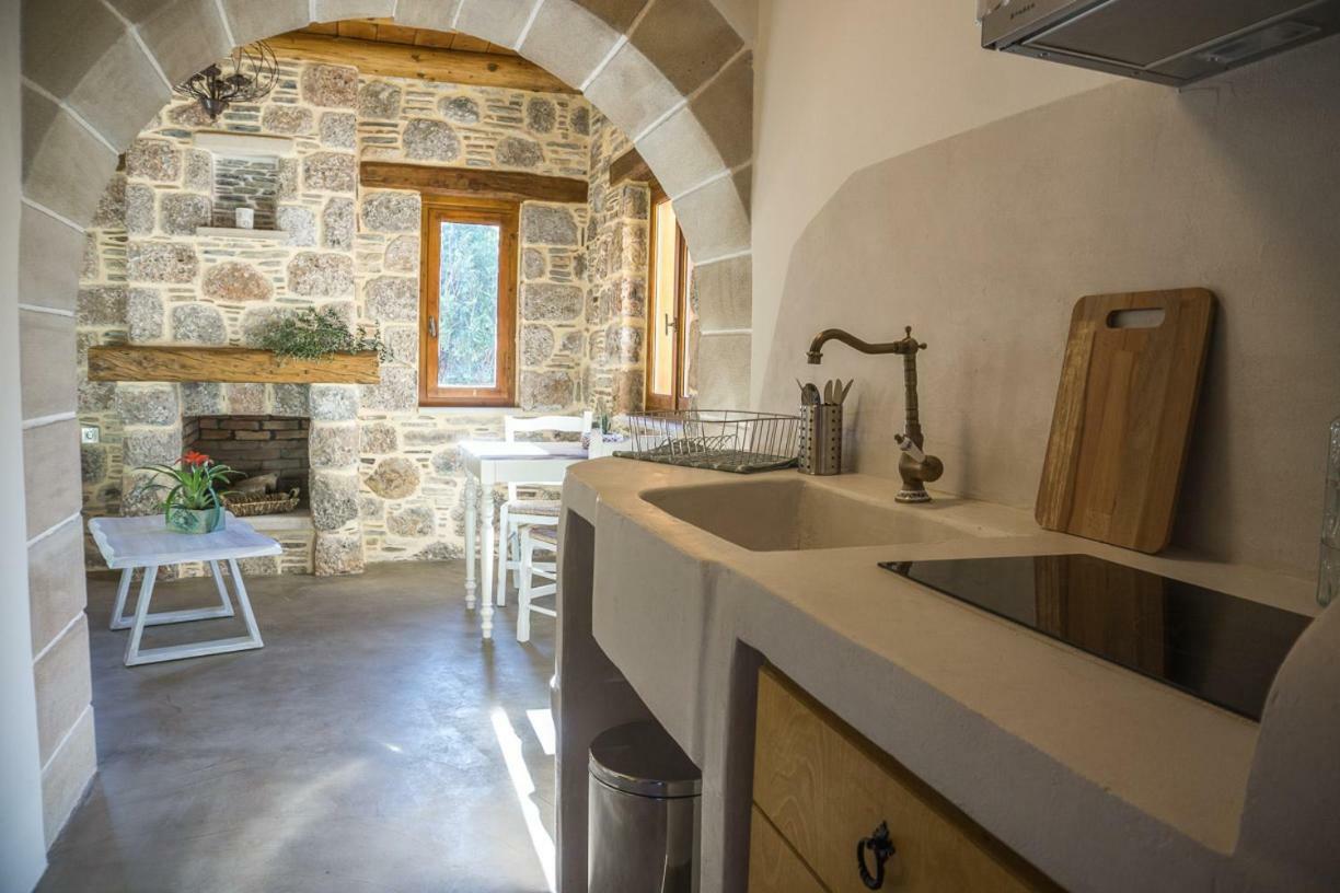 To Spiti Mas Apartman Szúja Kültér fotó