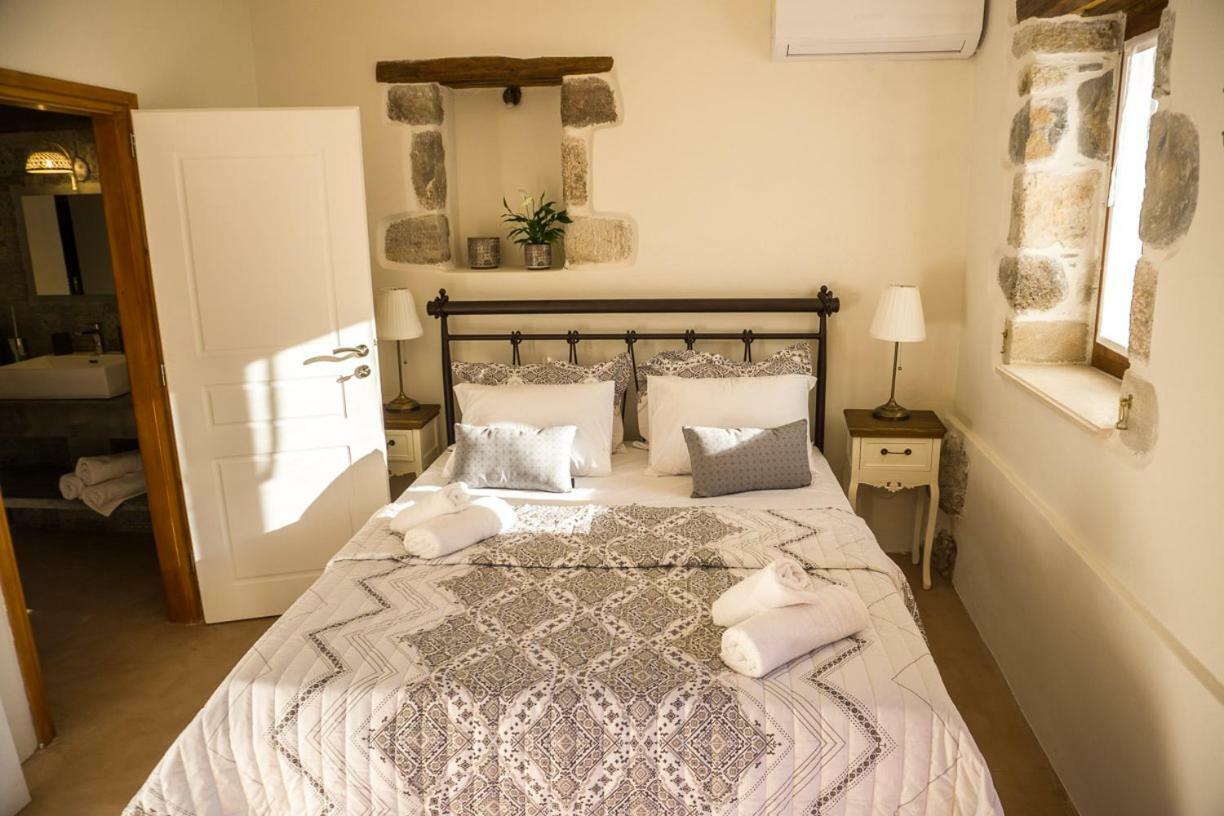 To Spiti Mas Apartman Szúja Kültér fotó