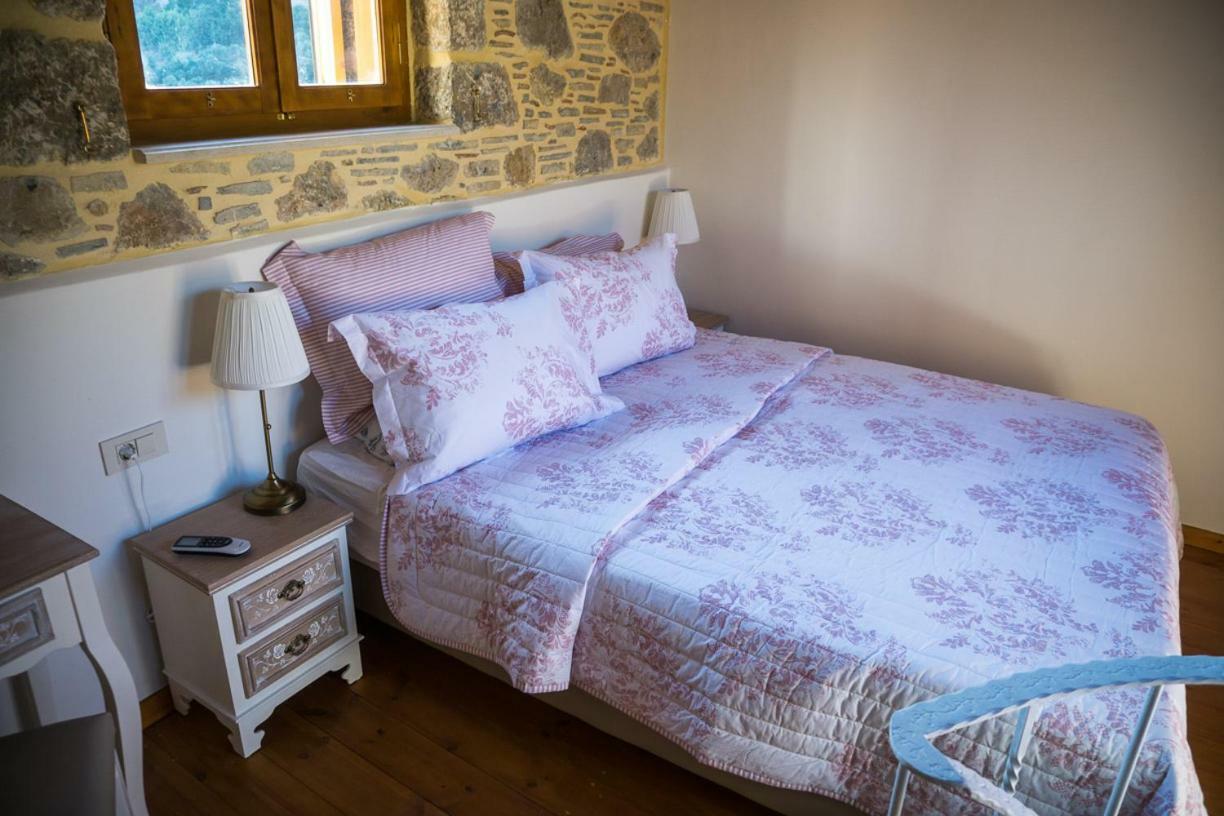 To Spiti Mas Apartman Szúja Kültér fotó