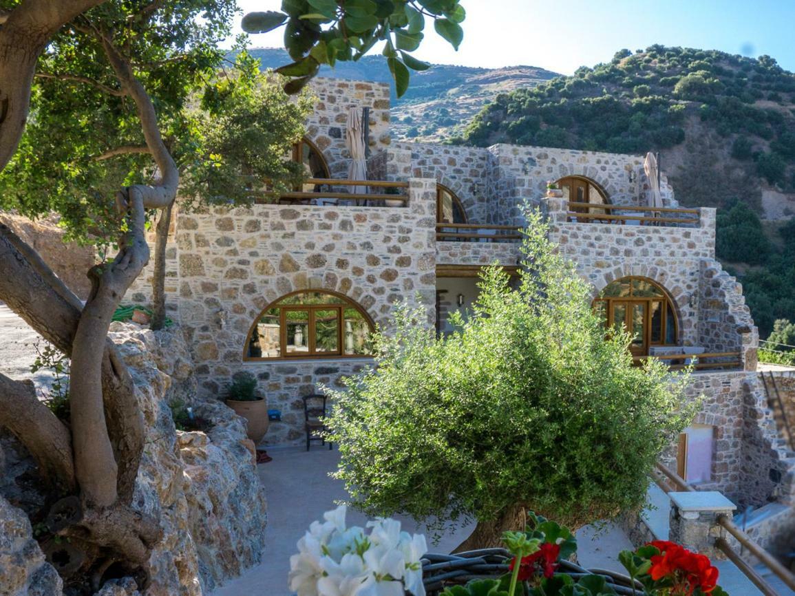 To Spiti Mas Apartman Szúja Kültér fotó