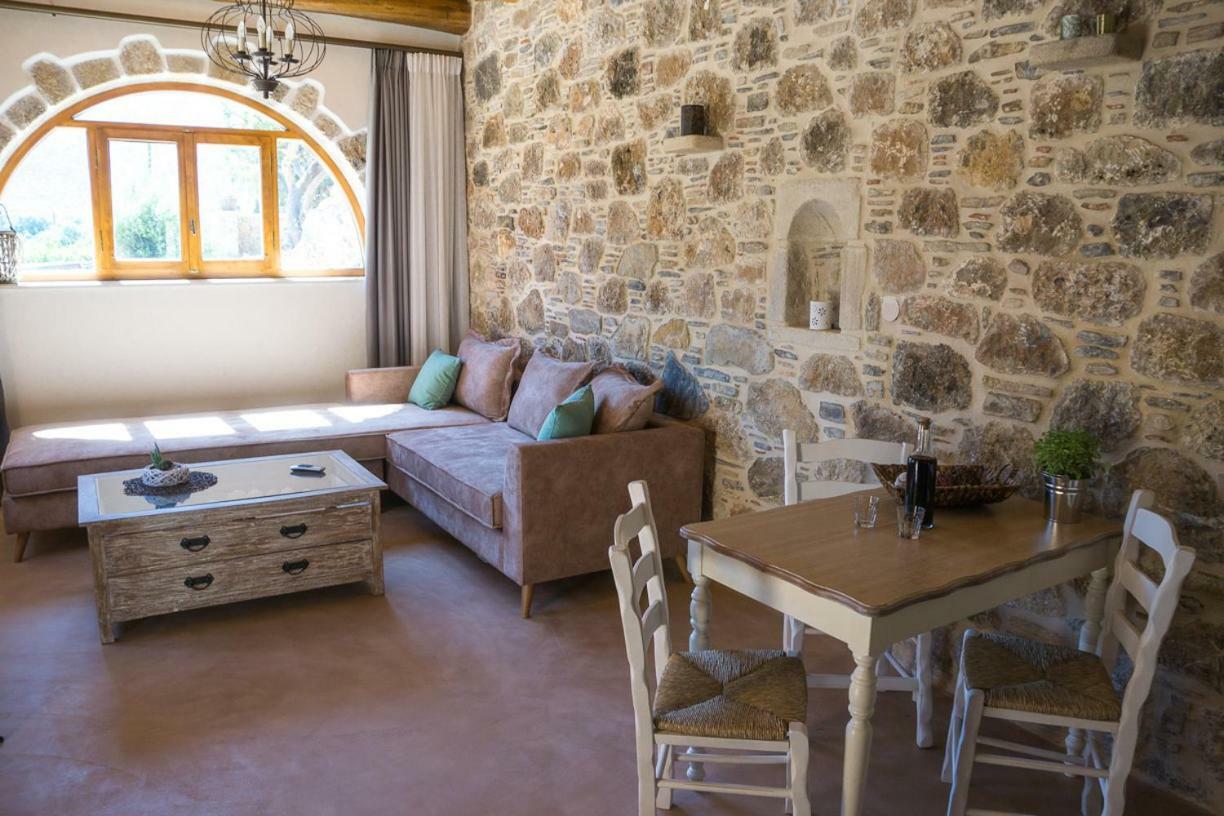 To Spiti Mas Apartman Szúja Kültér fotó