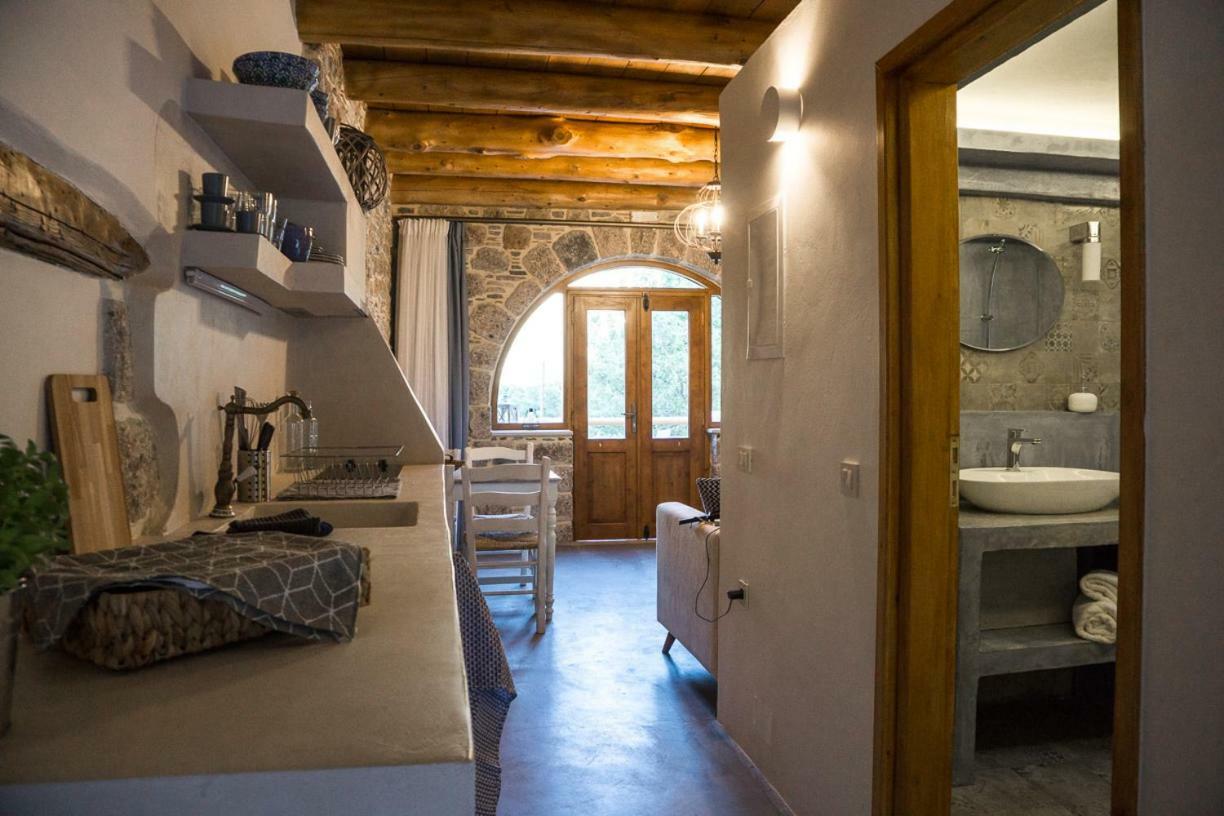 To Spiti Mas Apartman Szúja Kültér fotó