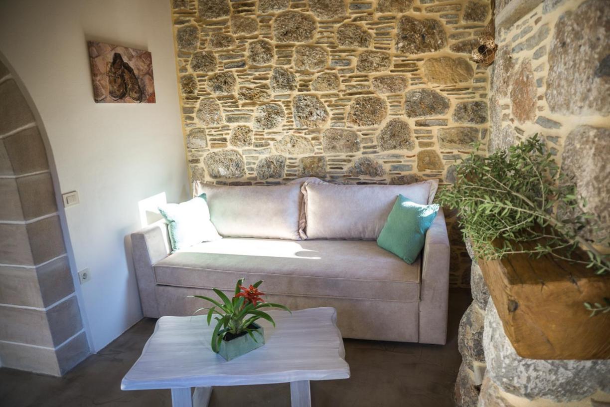 To Spiti Mas Apartman Szúja Kültér fotó